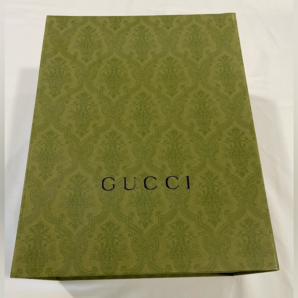 Gucci | Dhalia Double G Small Crossbody Leather Bag | Black - Picture 11 of 16